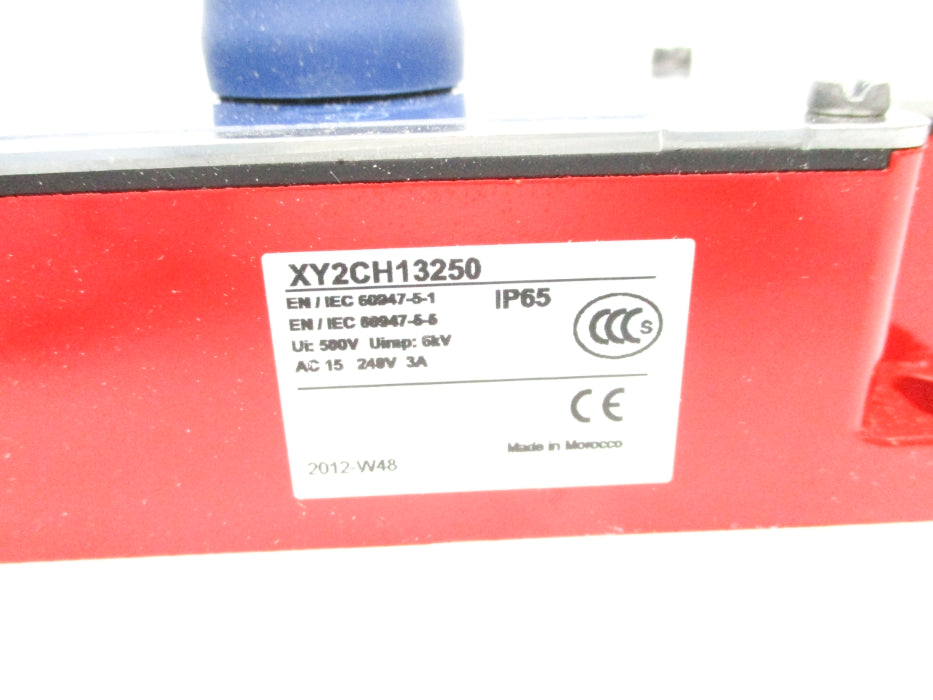 TELEMECANIQUE XY2CH13250 240V 3A NSNP