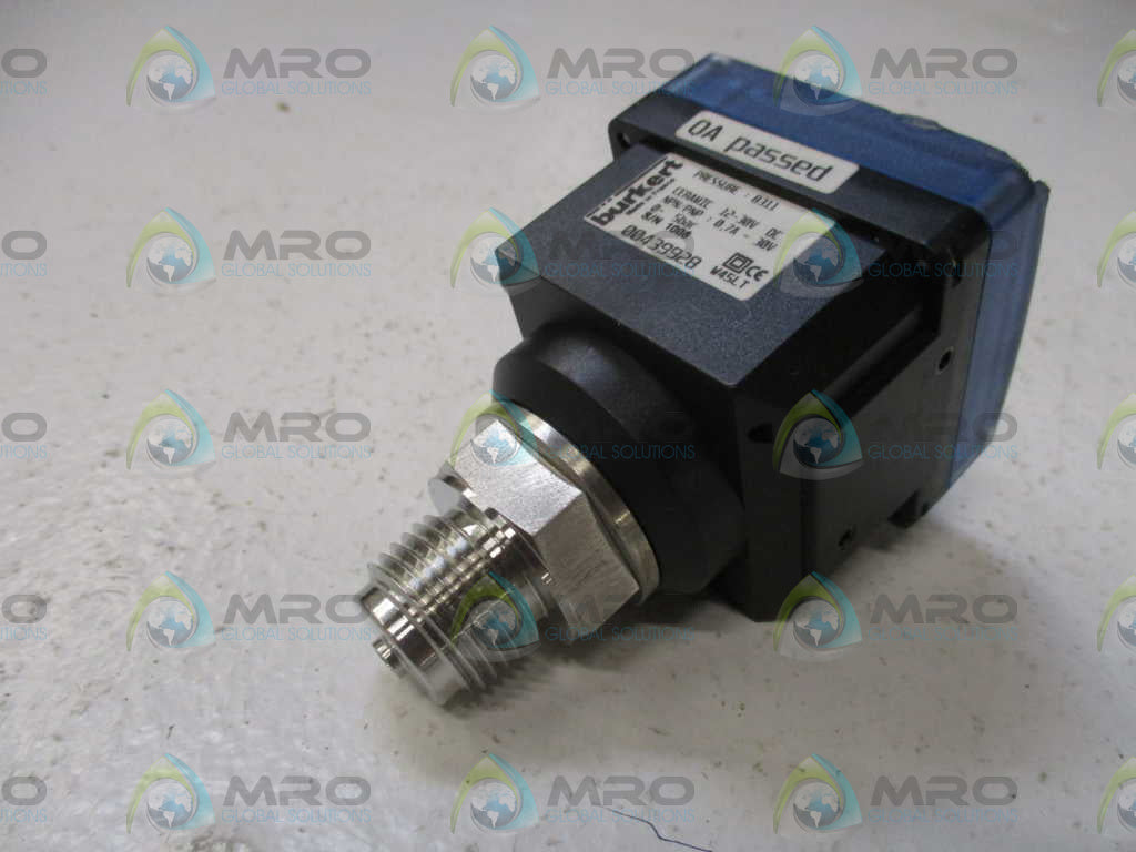 BURKERT 8311 PRESSURE TRANSMITTER ANALOG OUTPUT (AS PICTURED) *NEW NO BOX*