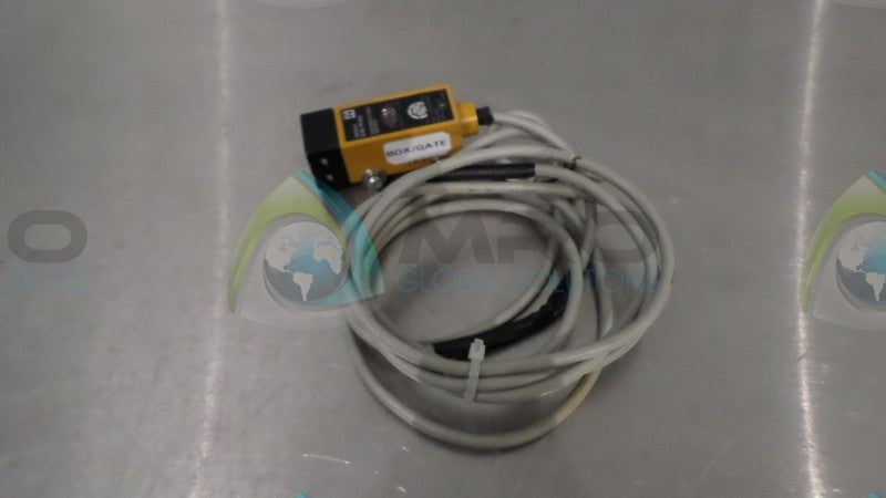 OMRON E3S-R1E4 PHOTOELECTRIC SWITCH *USED*
