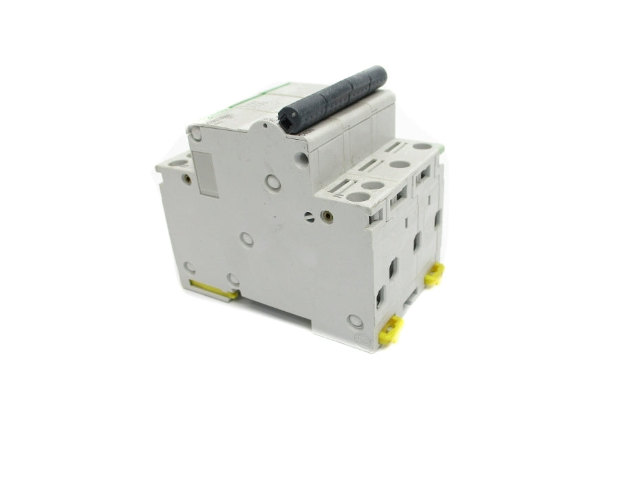 SCHNEIDER ELECTRIC 17592 20A 400V UNMP