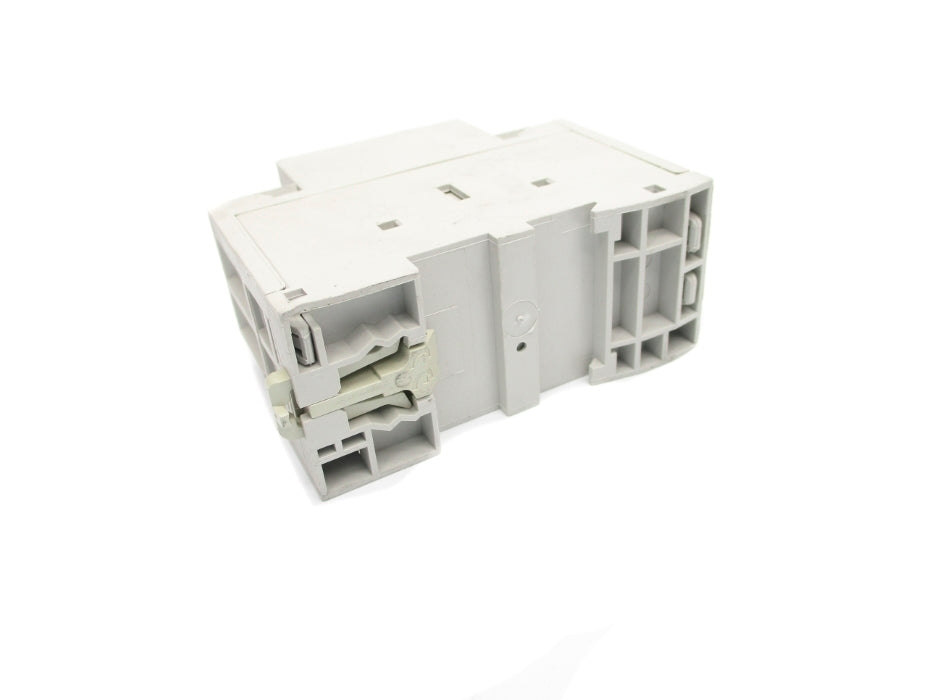 MERLIN GERIN 15966 40A 250V UNMP