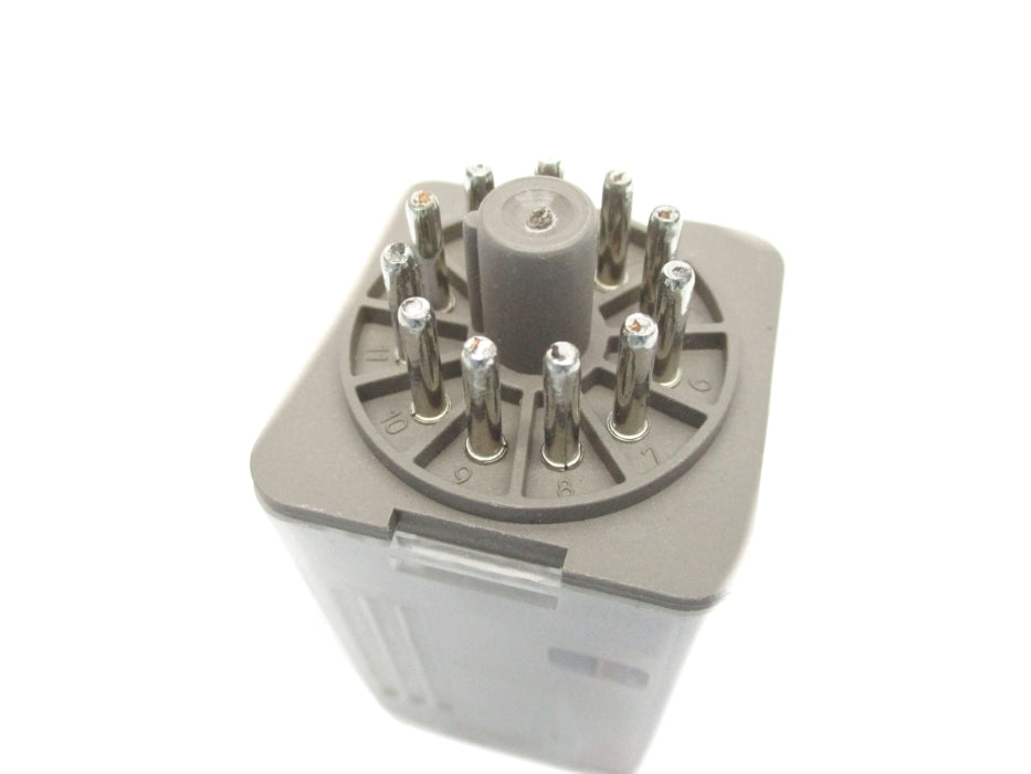 TELEMECANIQUE RUN31A22F7 110VAC 10A NSNP