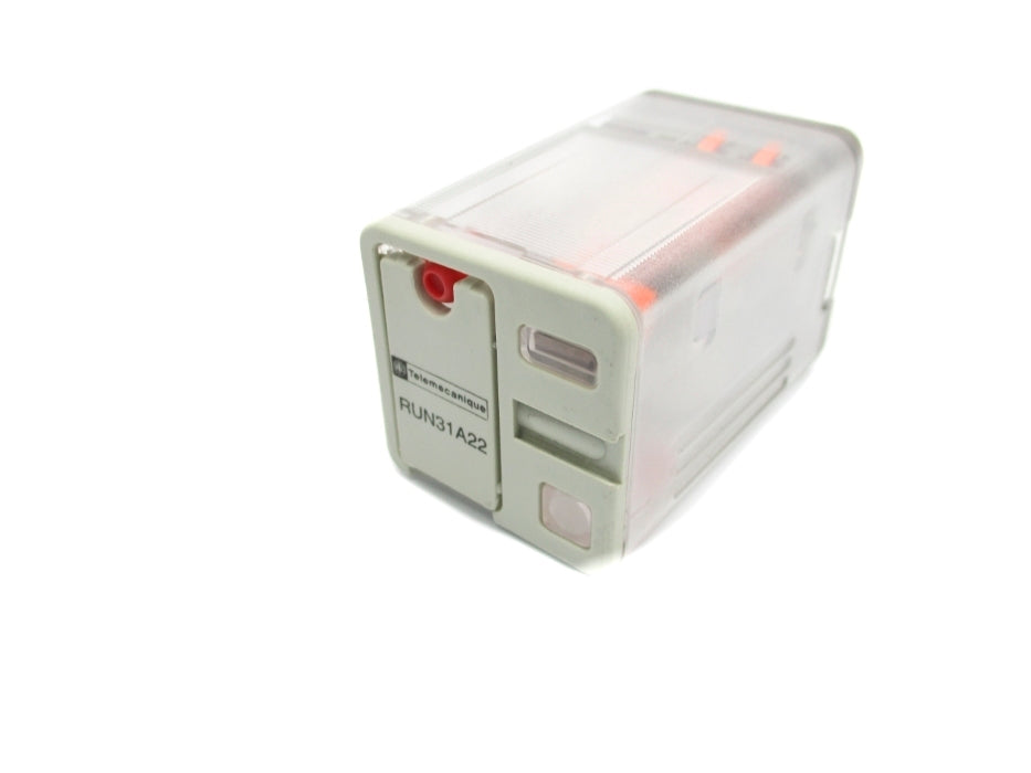 TELEMECANIQUE RUN31A22F7 110VAC 10A NSNP