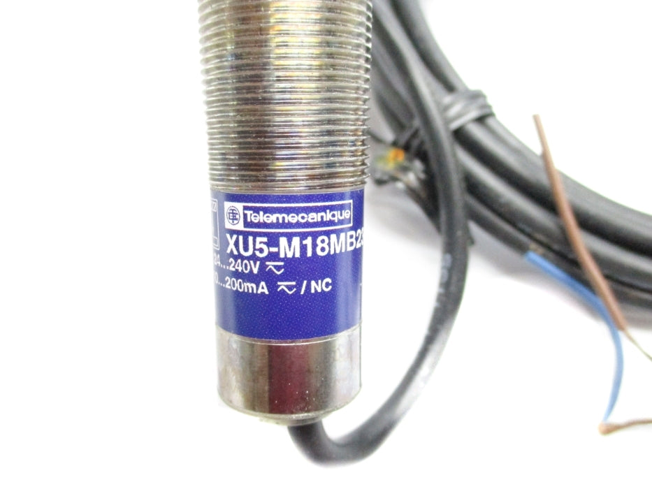 TELEMECANIQUE XU5-M18MB230 NSNP