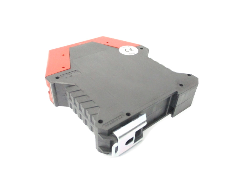 TELEMECANIQUE XPSAC5121 24VAC/DC NSMP