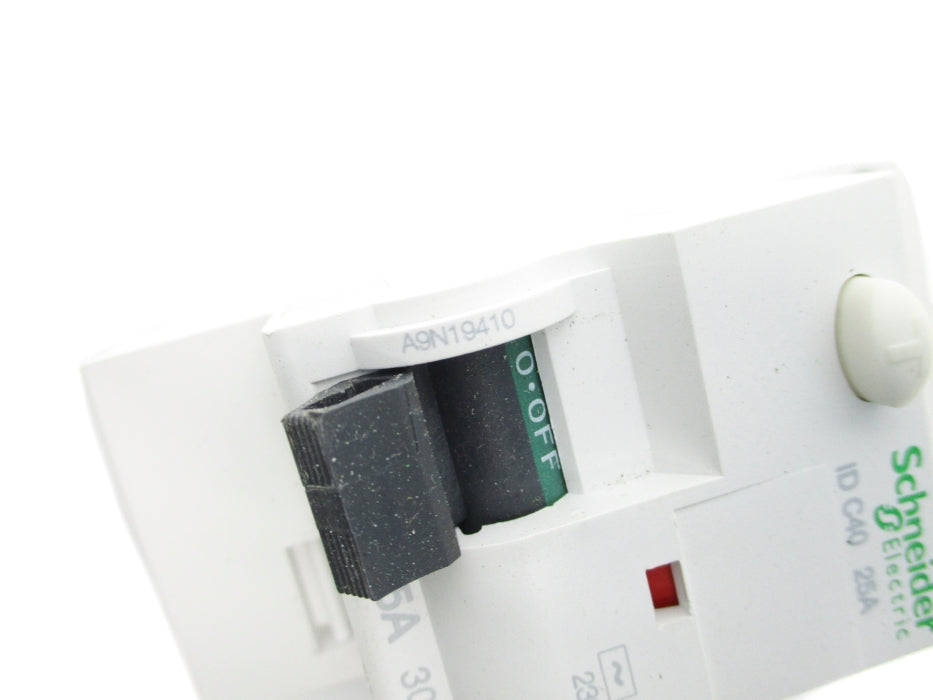SCHNEIDER ELECTRIC A9N19410 25A 230V NSNP