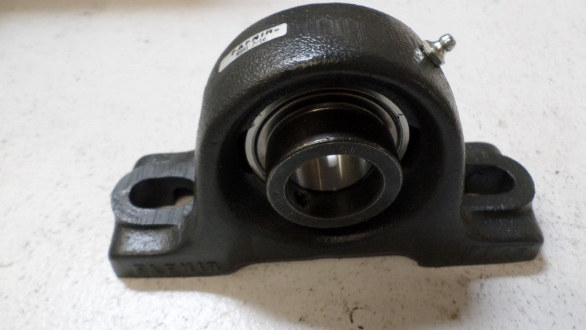 FAFNIR RSA1 7/16 PILLOW BLOCK BEARING *NEW IN BOX*