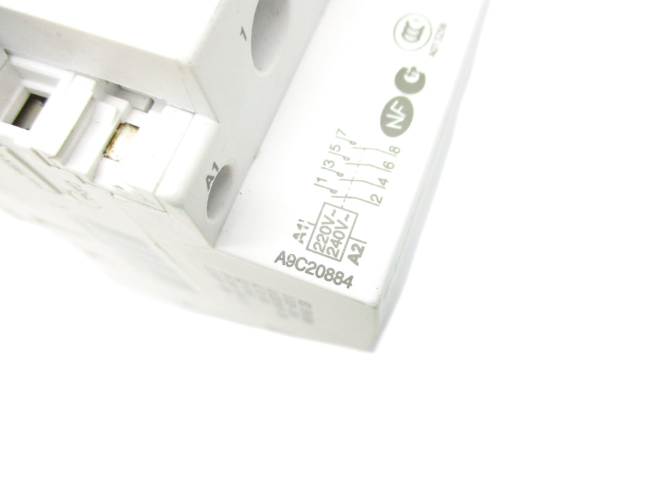 SCHNEIDER ELECTRIC A9C20884 220/240V NSNP