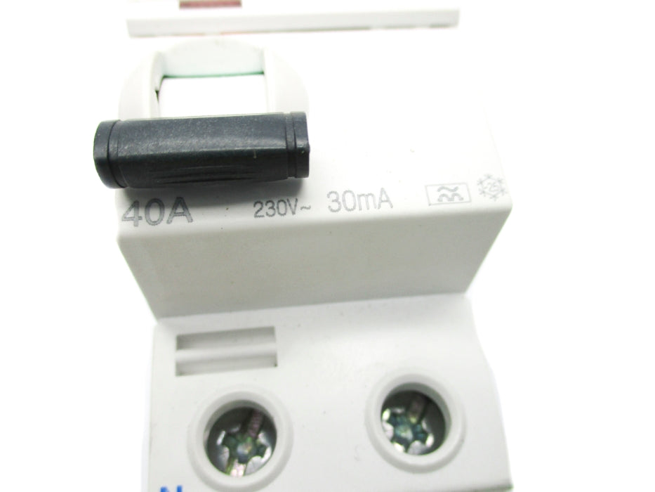 SCHNEIDER ELECTRIC A9R21240 40A 230V UNMP