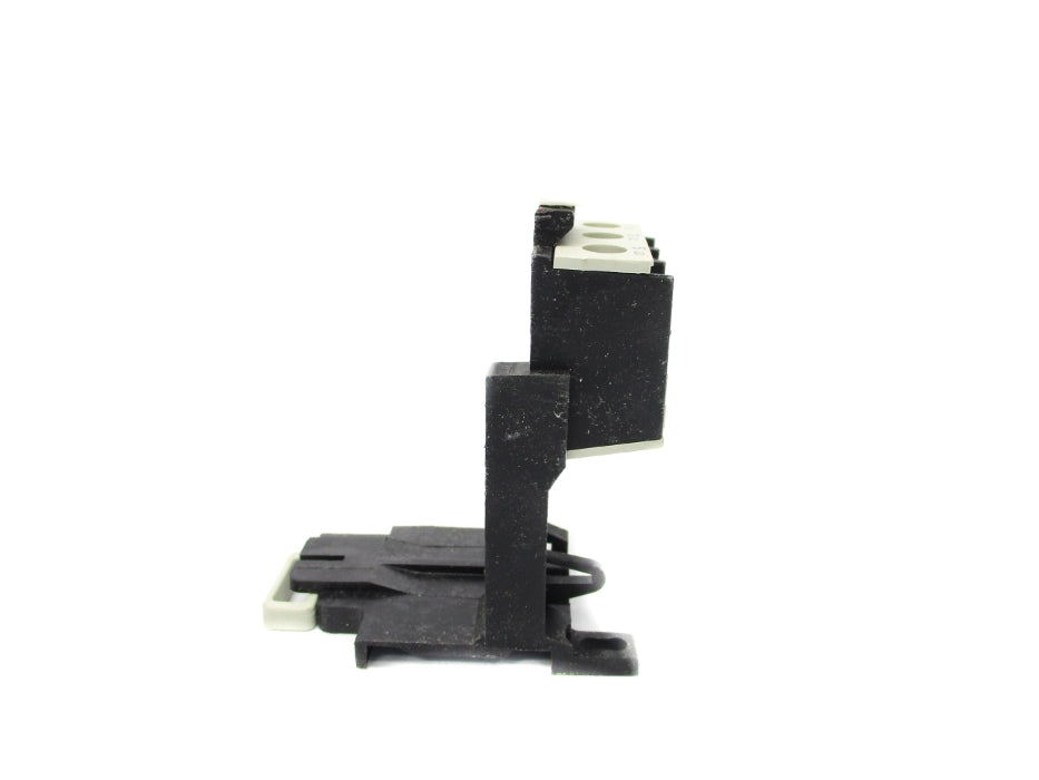 TELEMECANIQUE LA7-D1064 NSNP