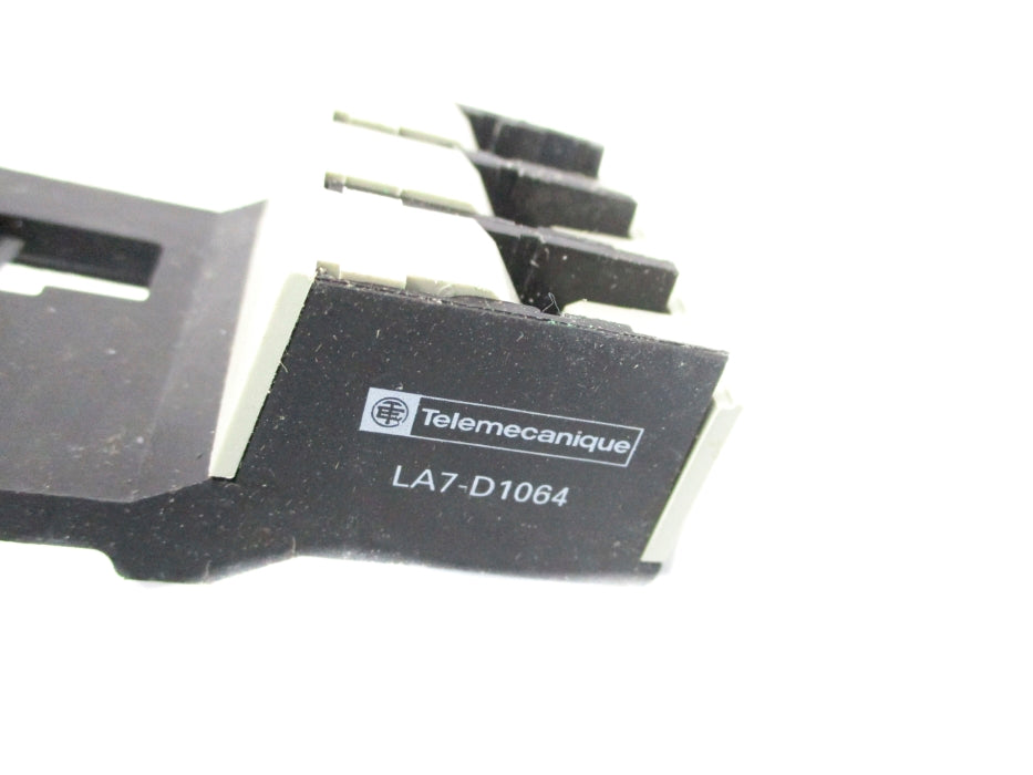 TELEMECANIQUE LA7-D1064 NSNP