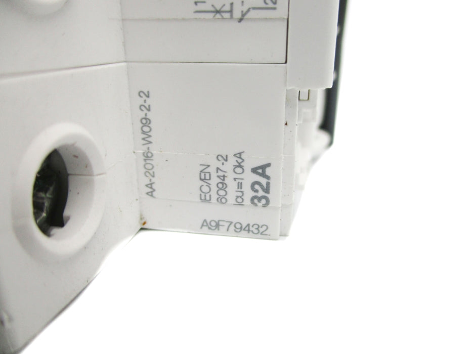 SCHNEIDER ELECTRIC A9F79432 32A 400V (AS PICTURED) UNMP