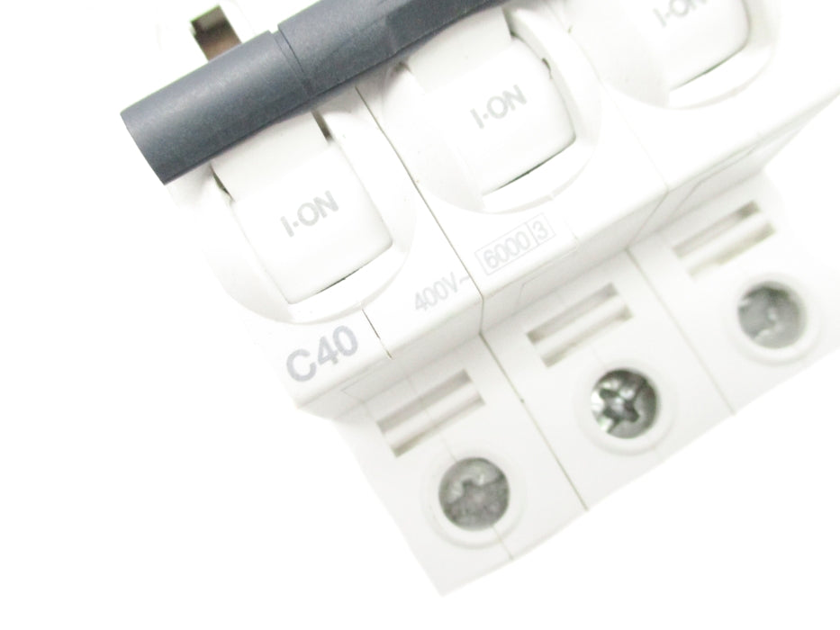 SCHNEIDER ELECTRIC A9F79340 40A 400V (AS PICTURED) NSNP