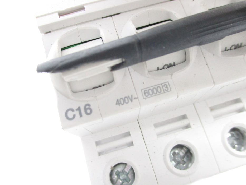 SCHNEIDER ELECTRIC A9F79416 16A 400V NSNP