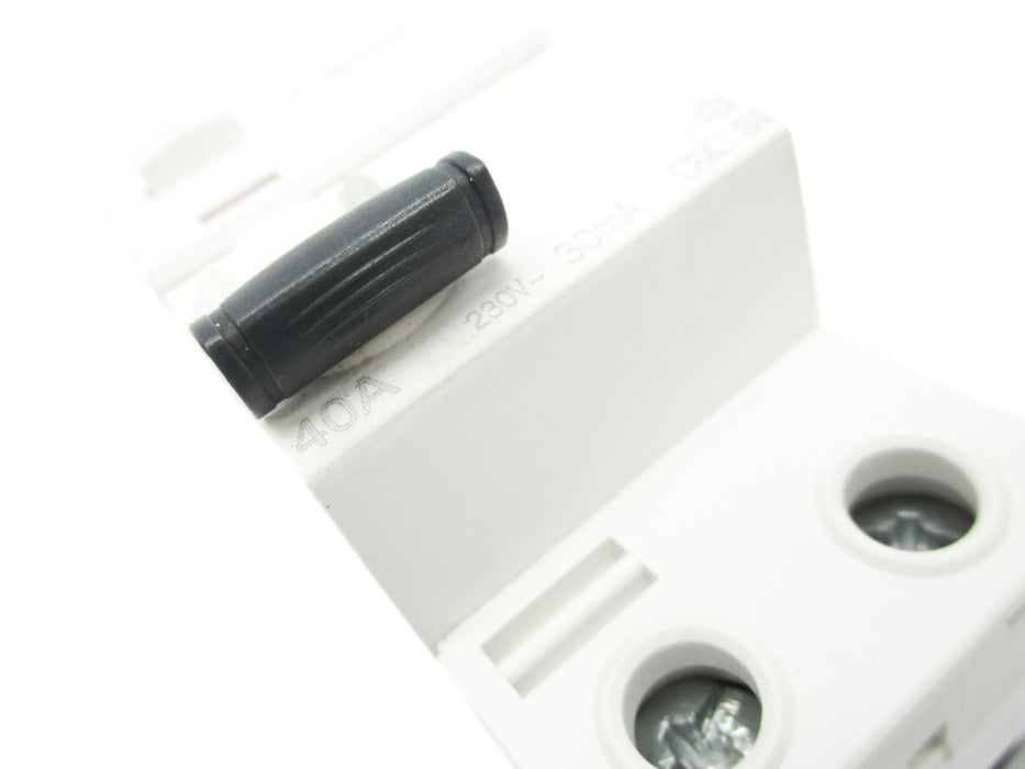 SCHNEIDER ELECTRIC A9R61240 40A 230V NSNP