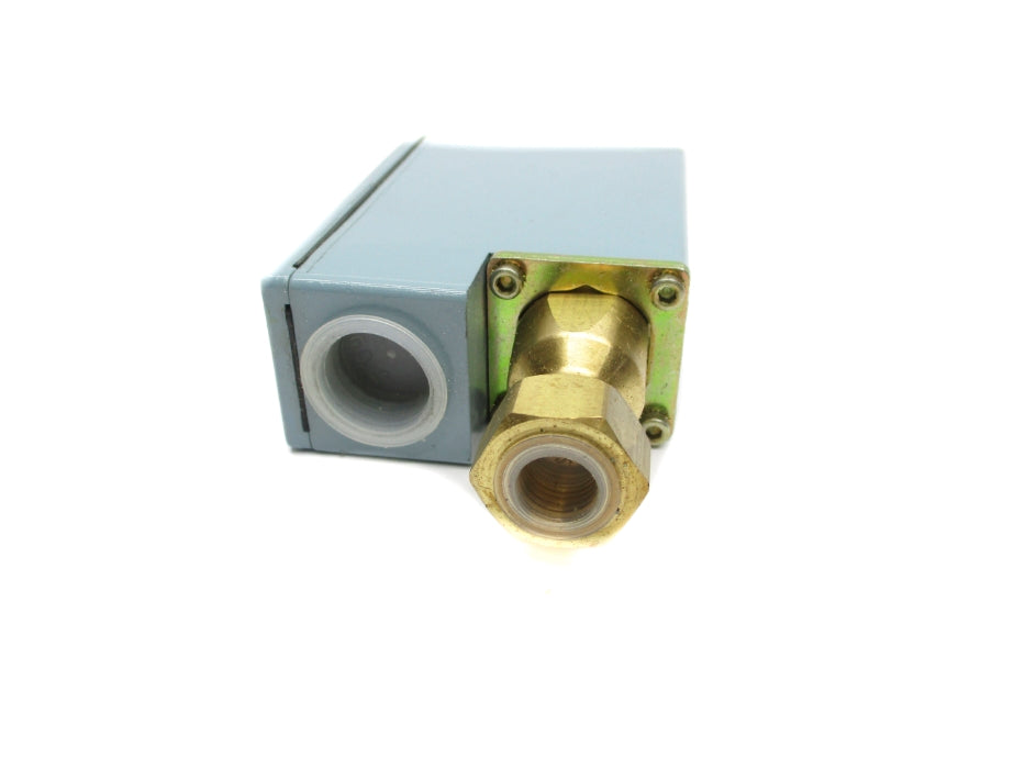 TELEMECANIQUE XMJ-A0307 NSNP