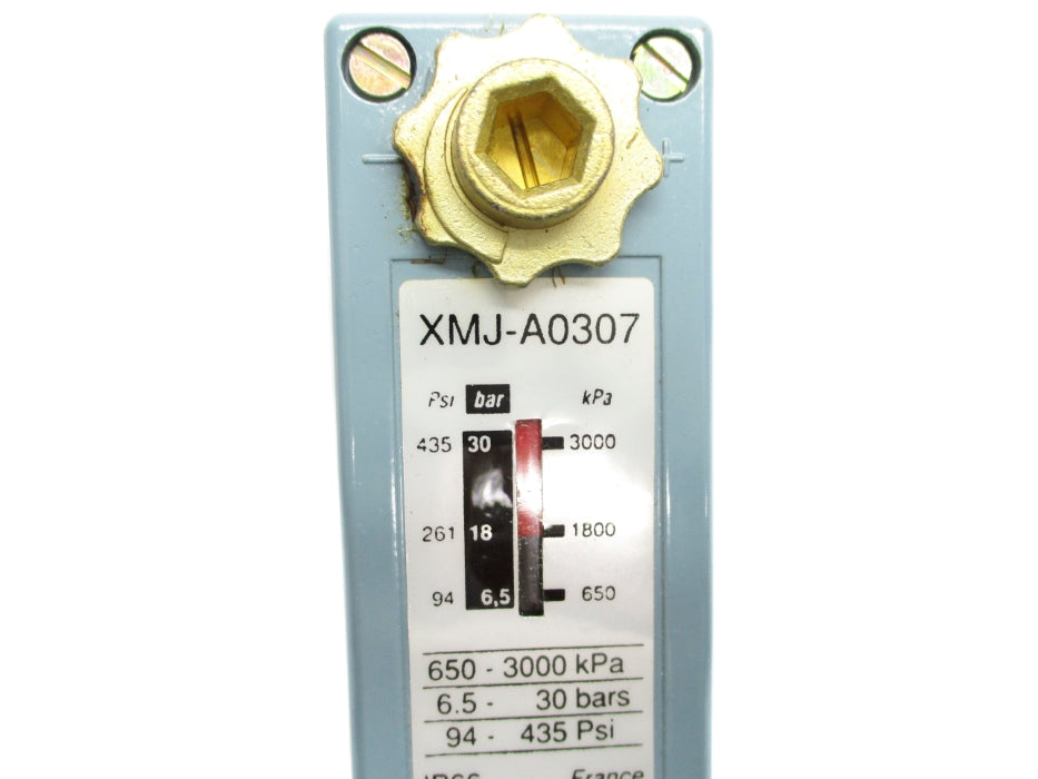 TELEMECANIQUE XMJ-A0307 NSNP
