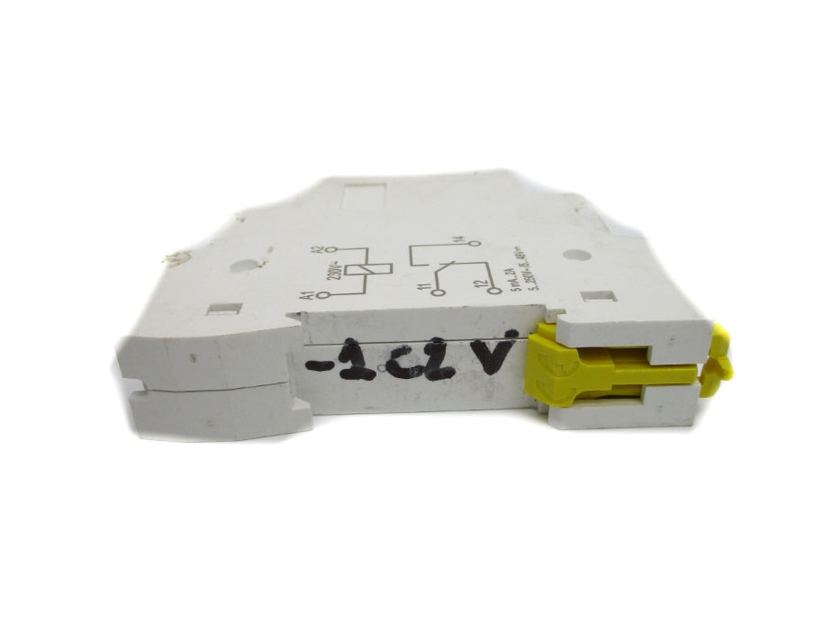SCHNEIDER ELECTRIC A9A15393 230V UNMP