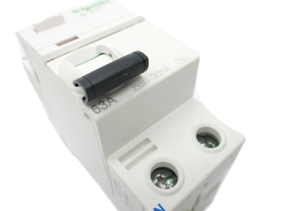 SCHNEIDER ELECTRIC A9R41263 63A 230V NSNP