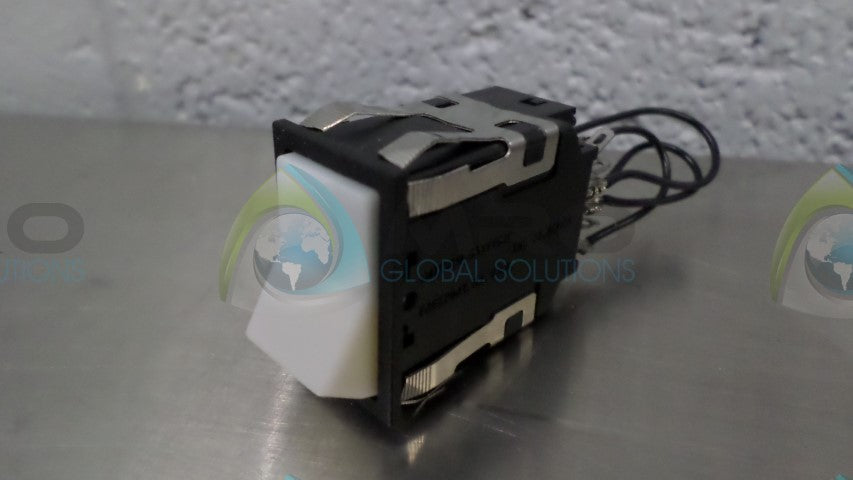 LOT OF 6 -MICROSWITCH 8814 SWITCH *NEW NO BOX*