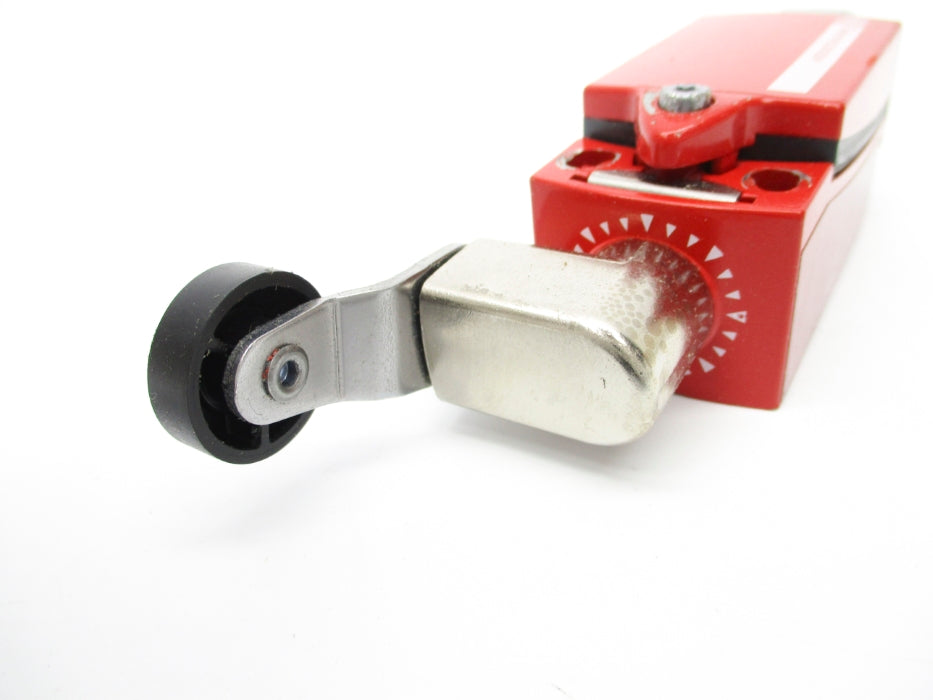 TELEMECANIQUE XCSD3718G13 UNMP