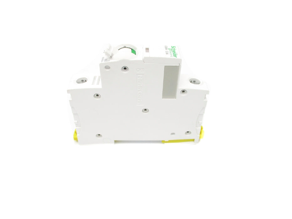 SCHNEIDER ELECTRIC A9F74103 3A 230/400V NSNP