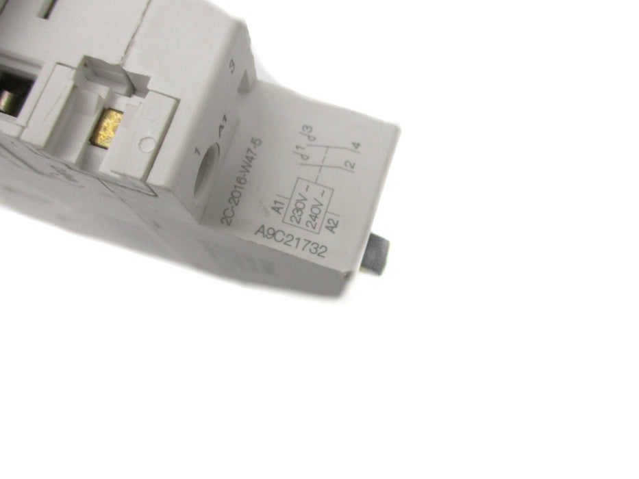 SCHNEIDER ELECTRIC A9C21732 230/240V 25A NSNP