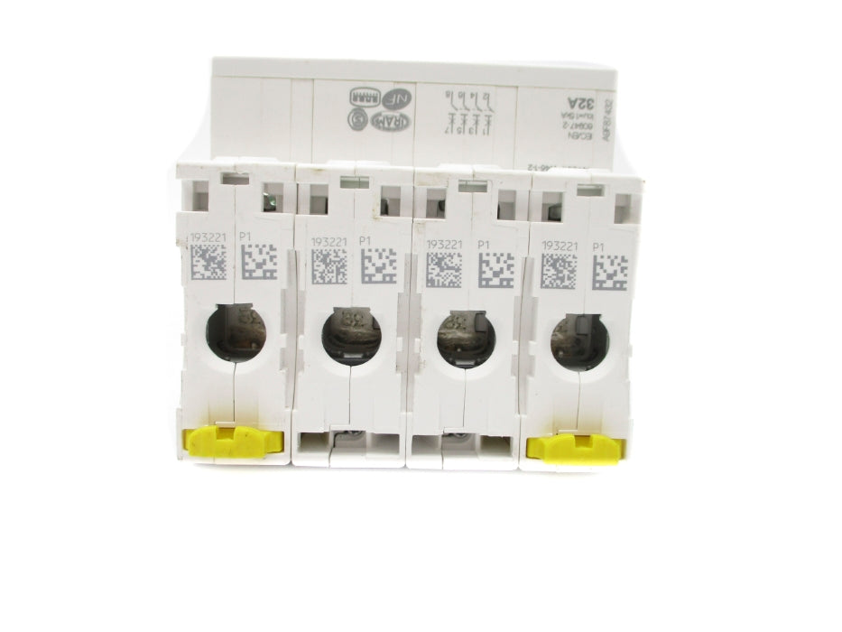 SCHNEIDER ELECTRIC A9F87432 32A 400V NSNP