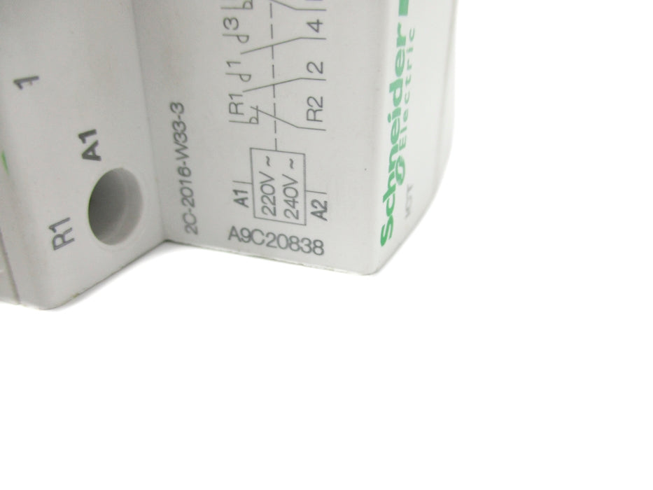 SCHNEIDER ELECTRIC A9C20838 220/240V UNMP