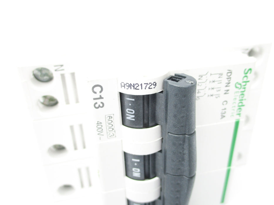 SCHENIDER ELECTRIC A9N21729 13A 400V NSNP