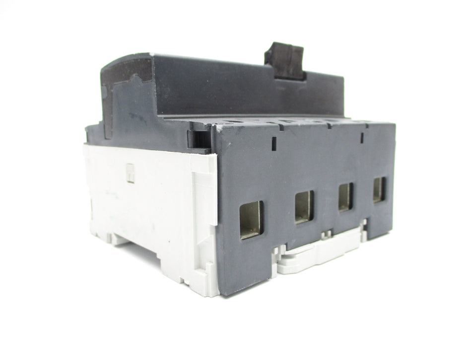 SCHNEIDER ELECTRIC 18817 63A 380/415V (AS PICTURED) NSNP