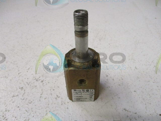 VERSA SA-4322-84-31-A120 SOLENOID VALVE (AS PICTURED) *USED*