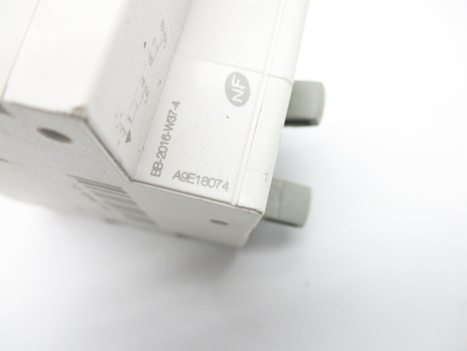 SCHNEIDER ELECTRIC A9E18074 250V (AS PICTURED) NSNP