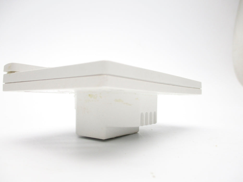 SCHNEIDER ELECTRIC SE10TM03WH (AS PICTURED) UNMP