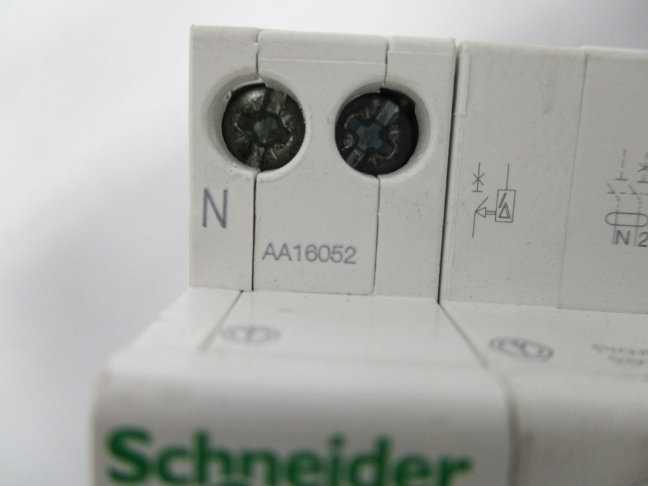 SCHNEIDER ELECTRIC AA16052 25A 230V NSNP
