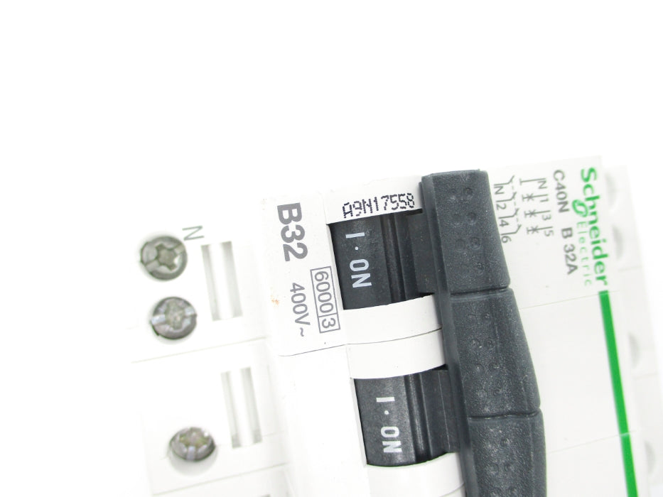 SCHNEIDER ELECTRIC A9N17558 32A 400V NSNP