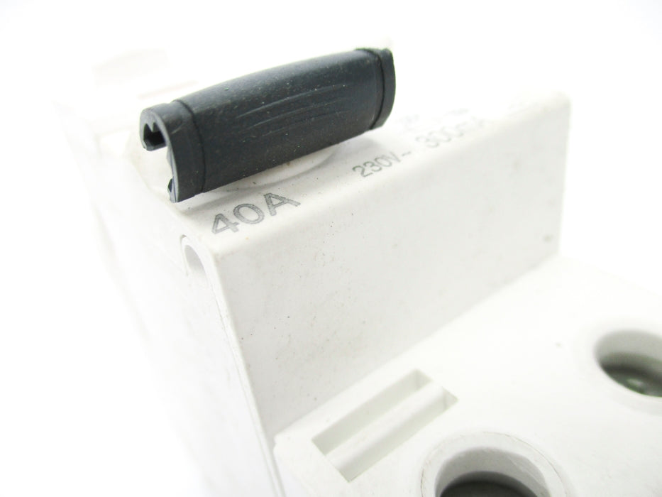 SCHNEIDER ELECTRIC A9R44240 40A 230V UNMP