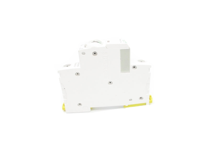 SCHNEIDER ELECTRIC A9F74104 4A 230/400V (AS PICTURED) NSNP