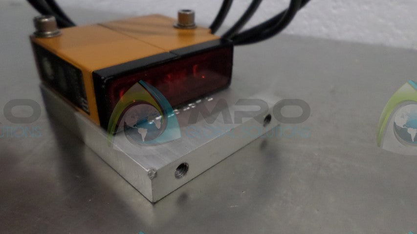 OMRON E3S-LS10XB4 PHOTOELECTRIC SWITCH *USED*