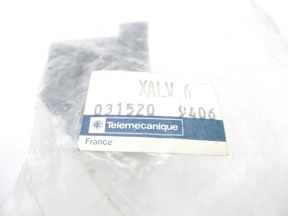 TELEMECANIQUE XALV6 031520 NSMP