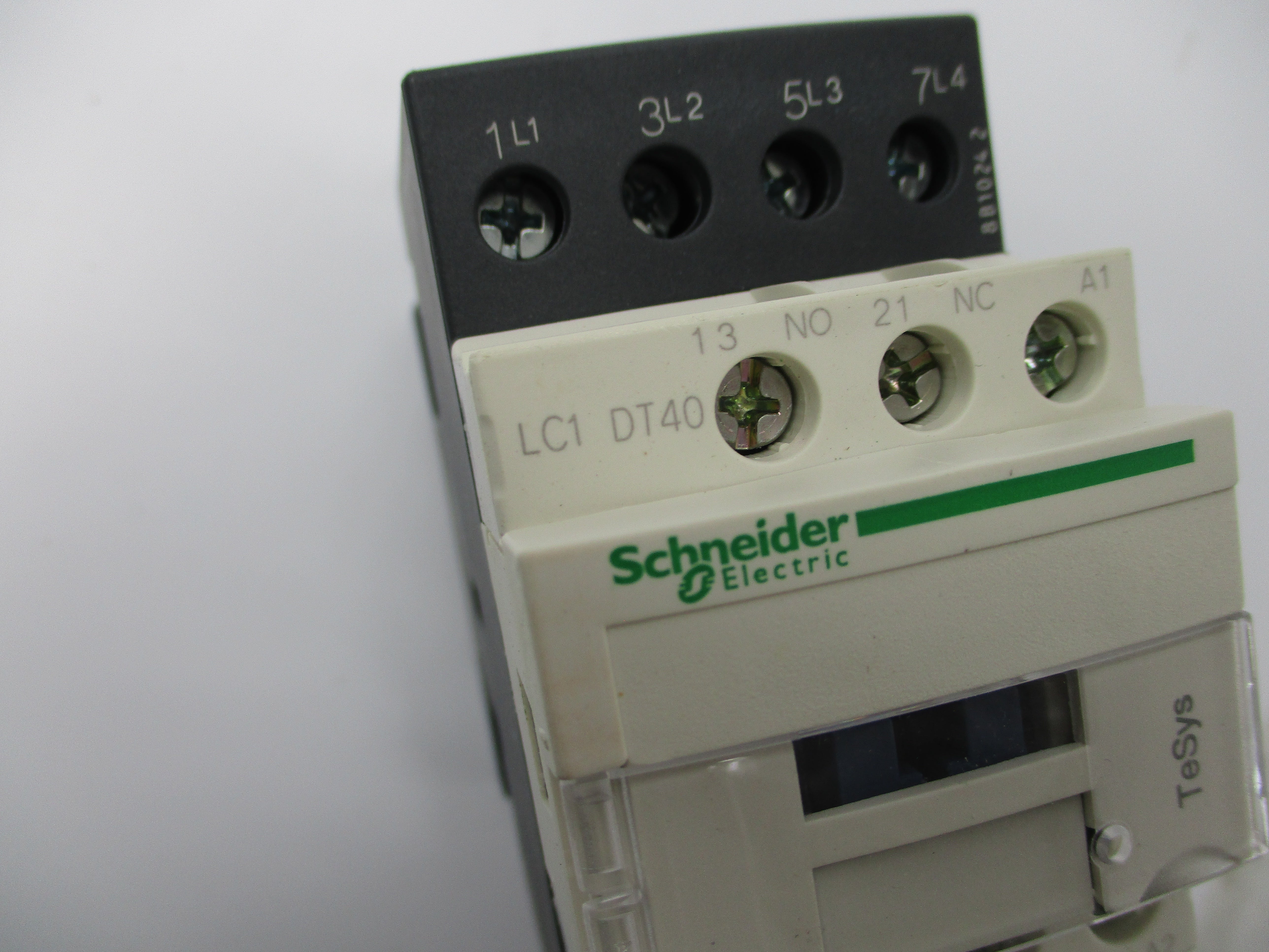 SCHNEIDER ELECTRIC LC1DT40B7 24V NSNP