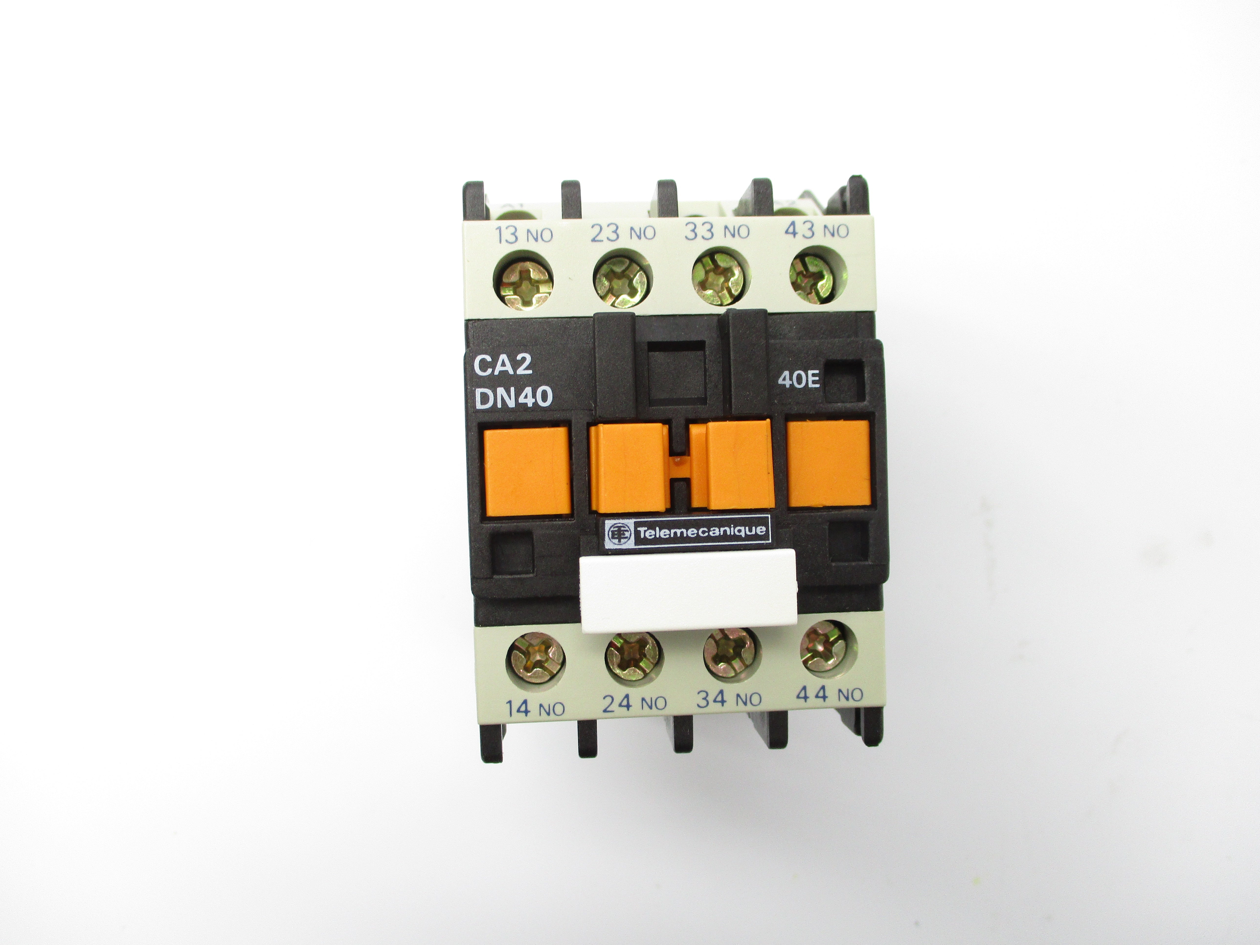 TELEMECANIQUE CA2DN40F7 110V NSNP
