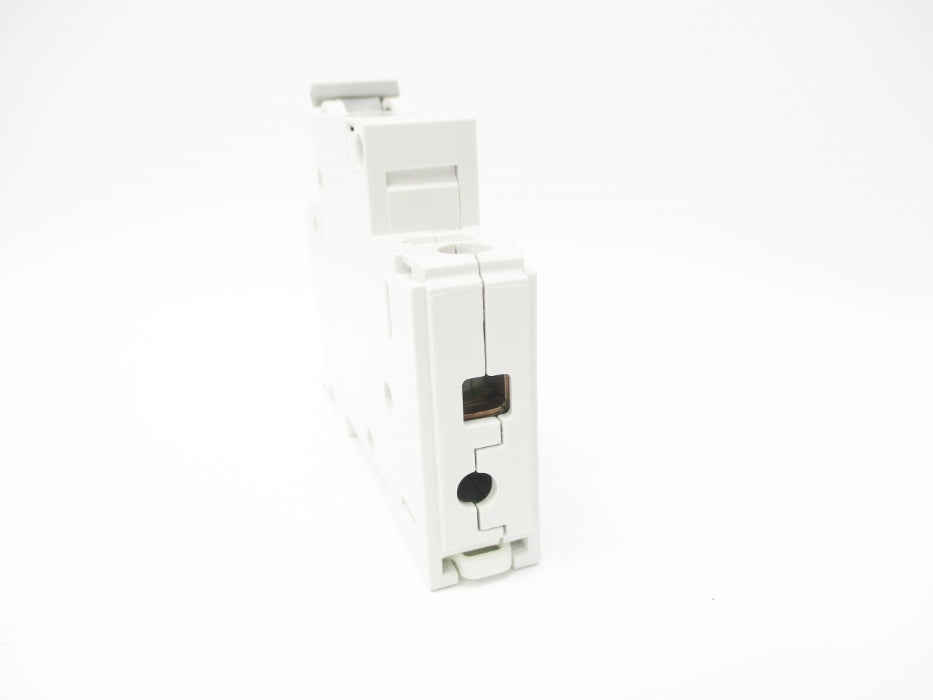 ALLEN BRADLEY 1492-CB1G320 SER. B 277VAC 32A NSMP