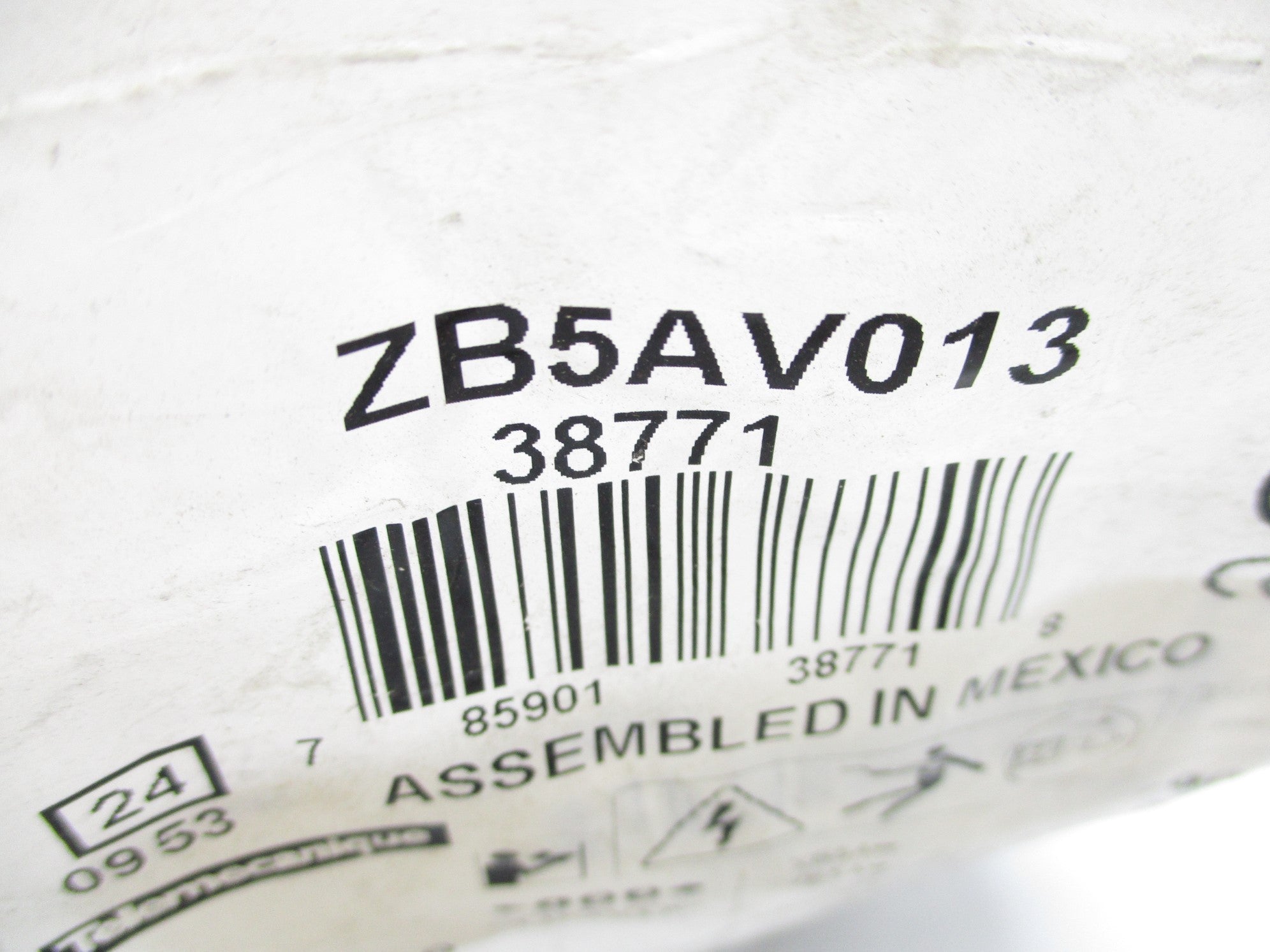 SCHNEIDER ELECTRIC ZB5AV013 38771 NSMP