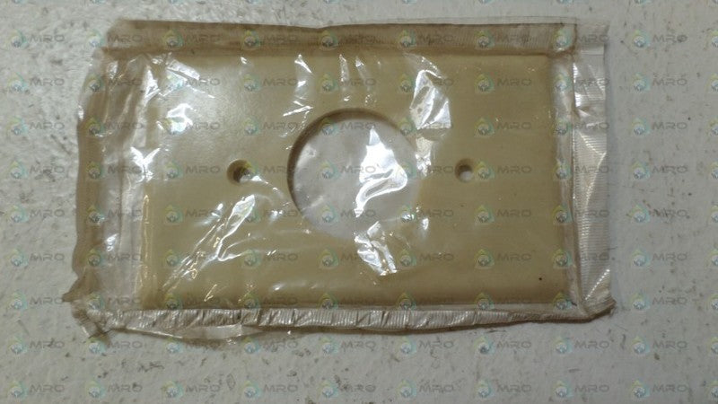 LEVITON 001-86004 SINGLE RECEPTACLE WALLPLATE * NEW IN FACTORY BAG *