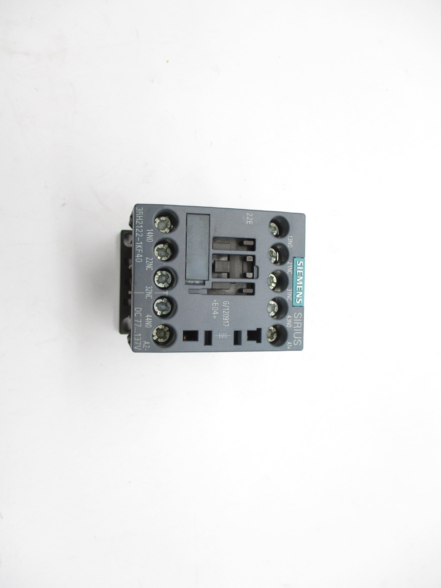 SIEMENS 3RH2122-1KF40 77-137VDC NSNP