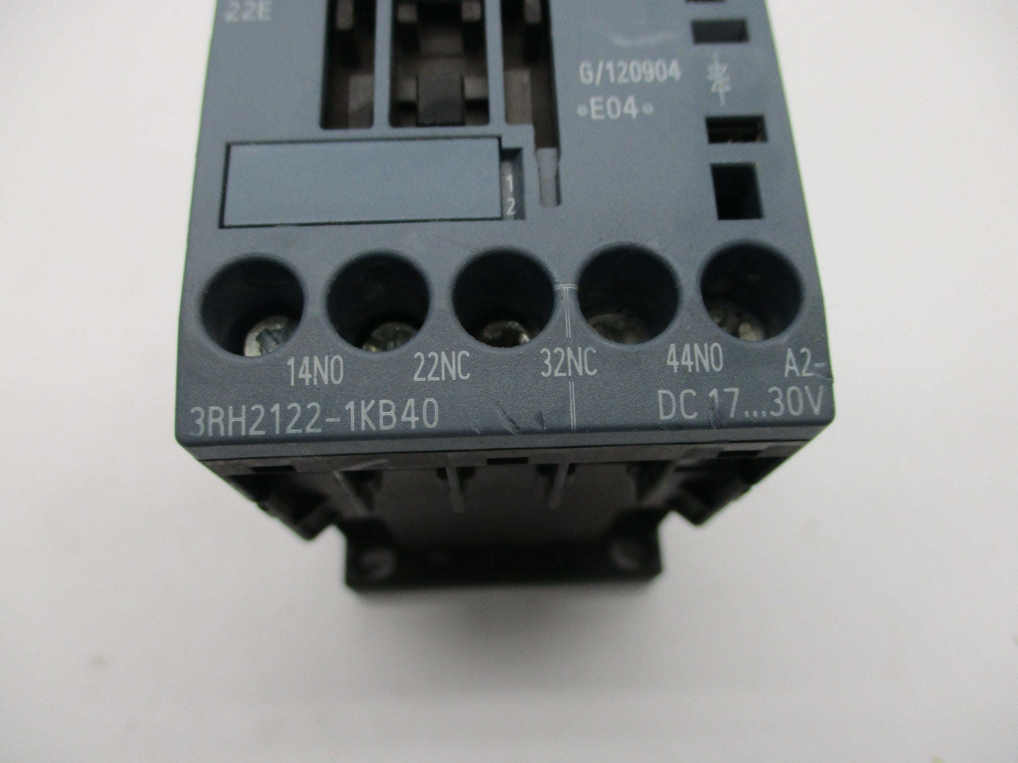 SIEMENS 3RH2122-1KB40 17-30VDC NSNP