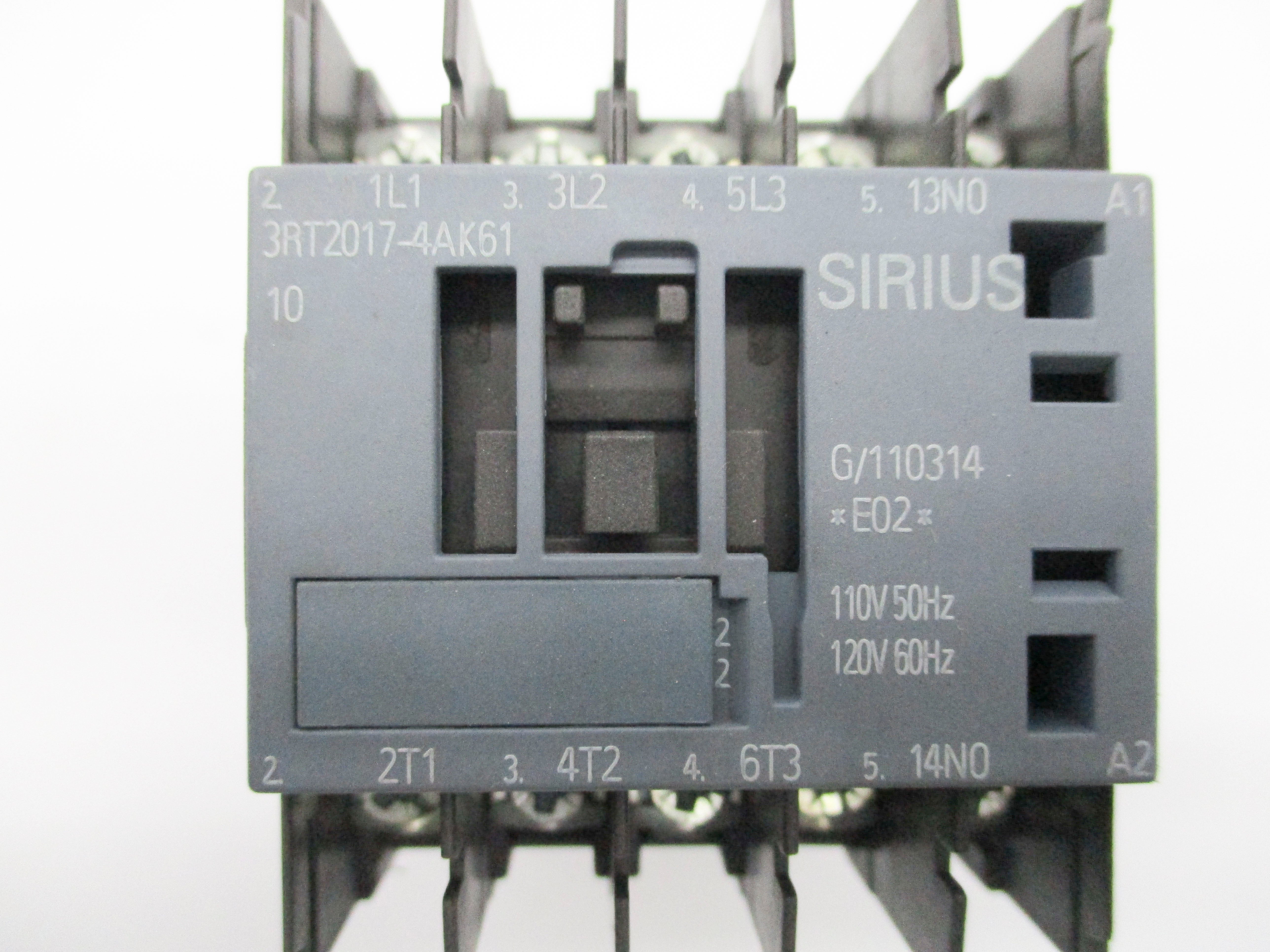 SIEMENS 3RT2017-4AK61 110/120V NSNP