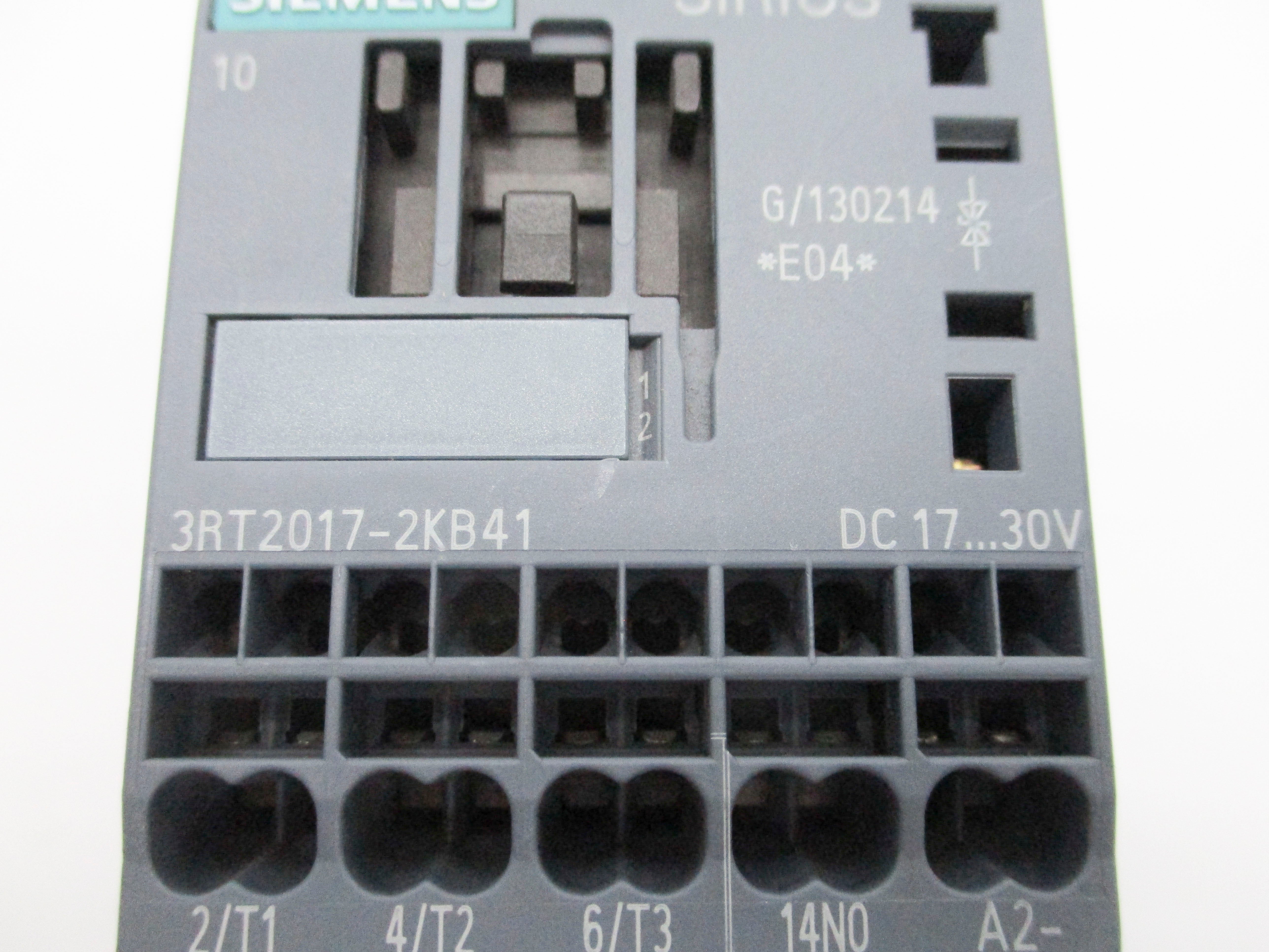 SIEMENS 3RT2017-2KB41 17-30VDC NSNP