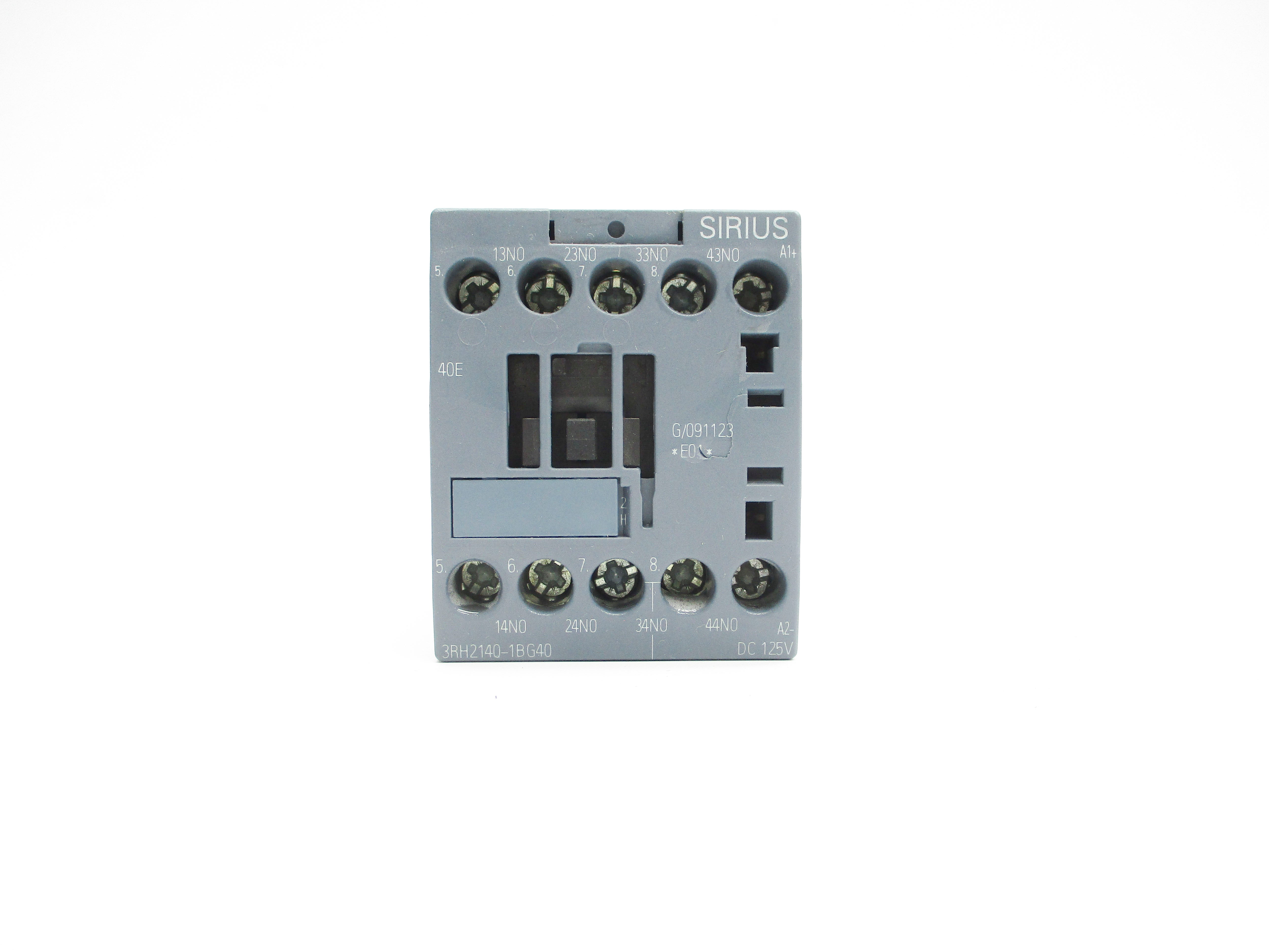 SIEMENS 3RH2140-1BG40 125VDC NSNP
